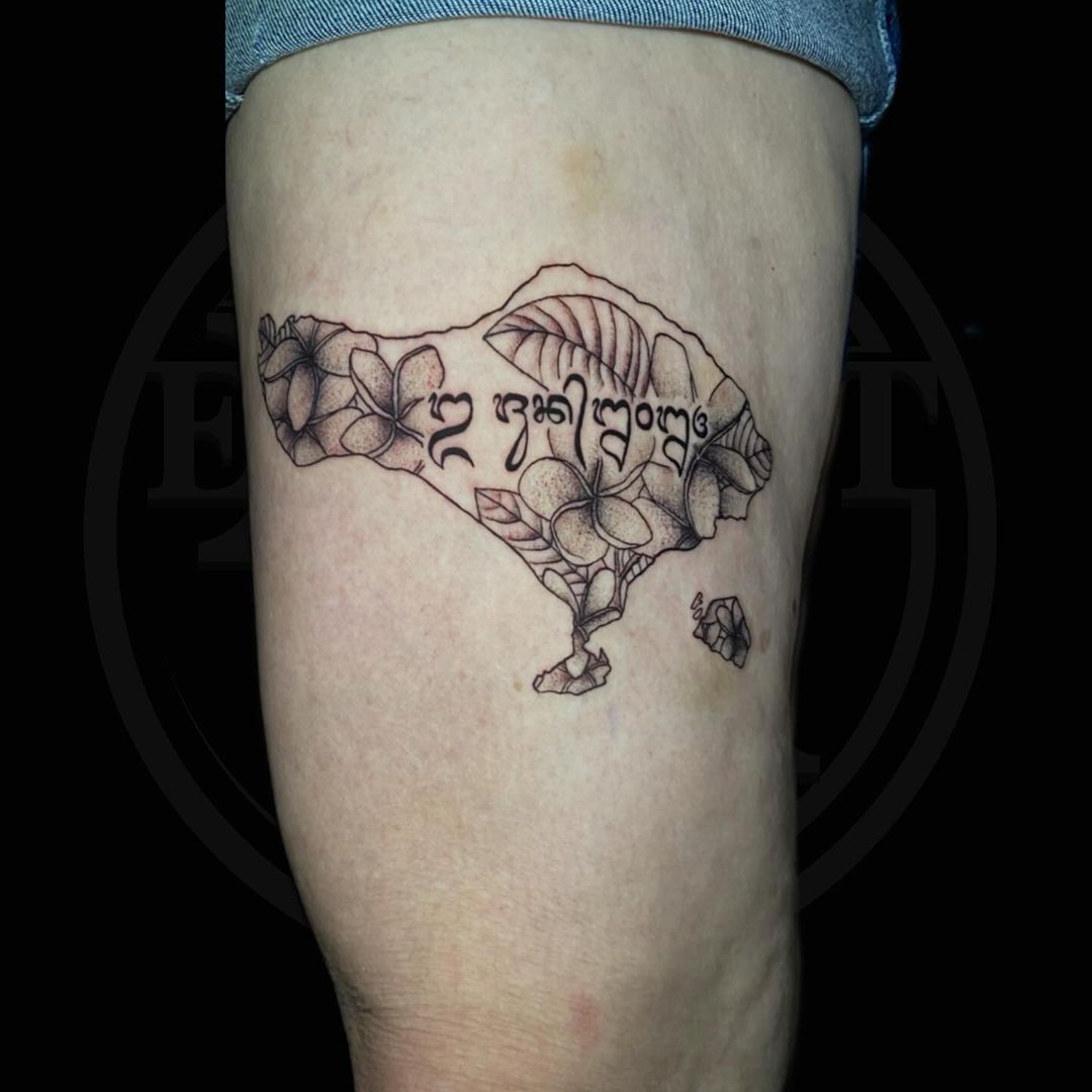 Kuta tattoo inspiration brings you unique designs exclusive to the area. Walk-in services allow you to create custom tattoos that reflect the spirit of Bali. Explore original artwork and discover tattoos that are one of a kind.