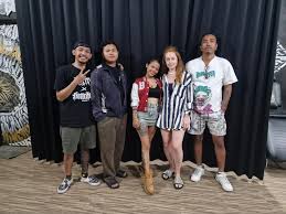 Walk-in tattoo options in Kuta offer flexibility and spontaneity for visitors. Ideal for travelers seeking last-minute tattoos without the hassle of appointments. Convenient, quick, and perfect for those exploring Kuta's vibrant tattoo scene.