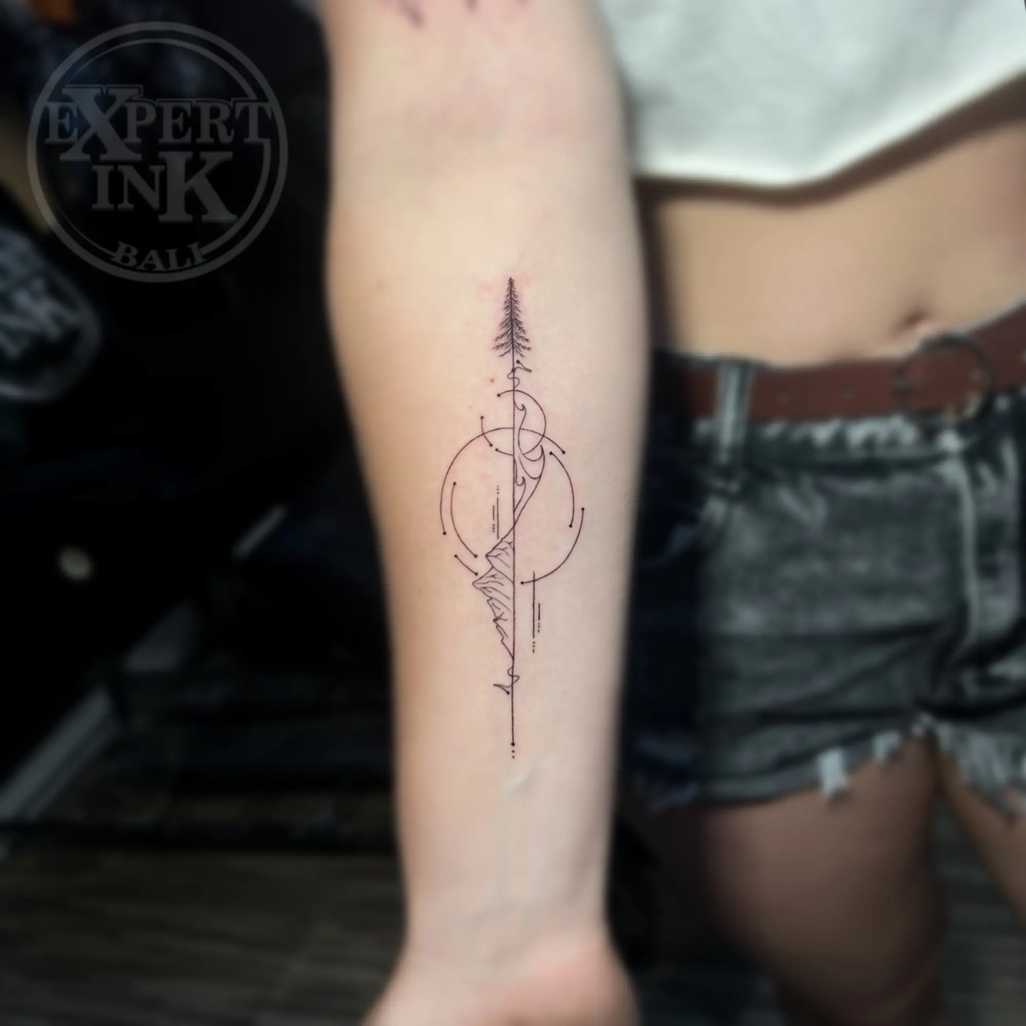 Creative Fine Line Tattoo Ideas: Capturing Your Travel Memories in Kuta